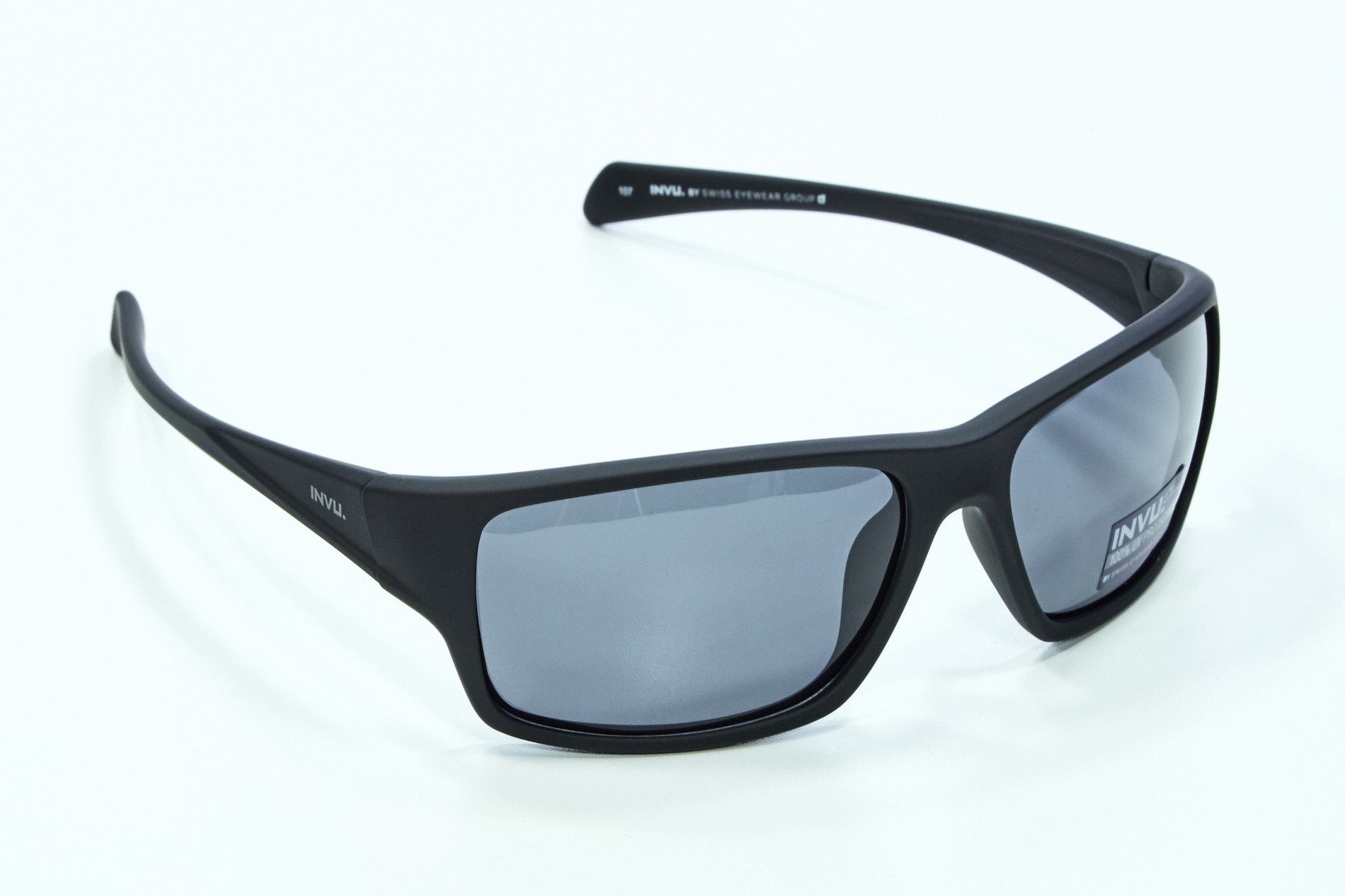 Солнцезащитные очки  Invu A2710A (+) - 1