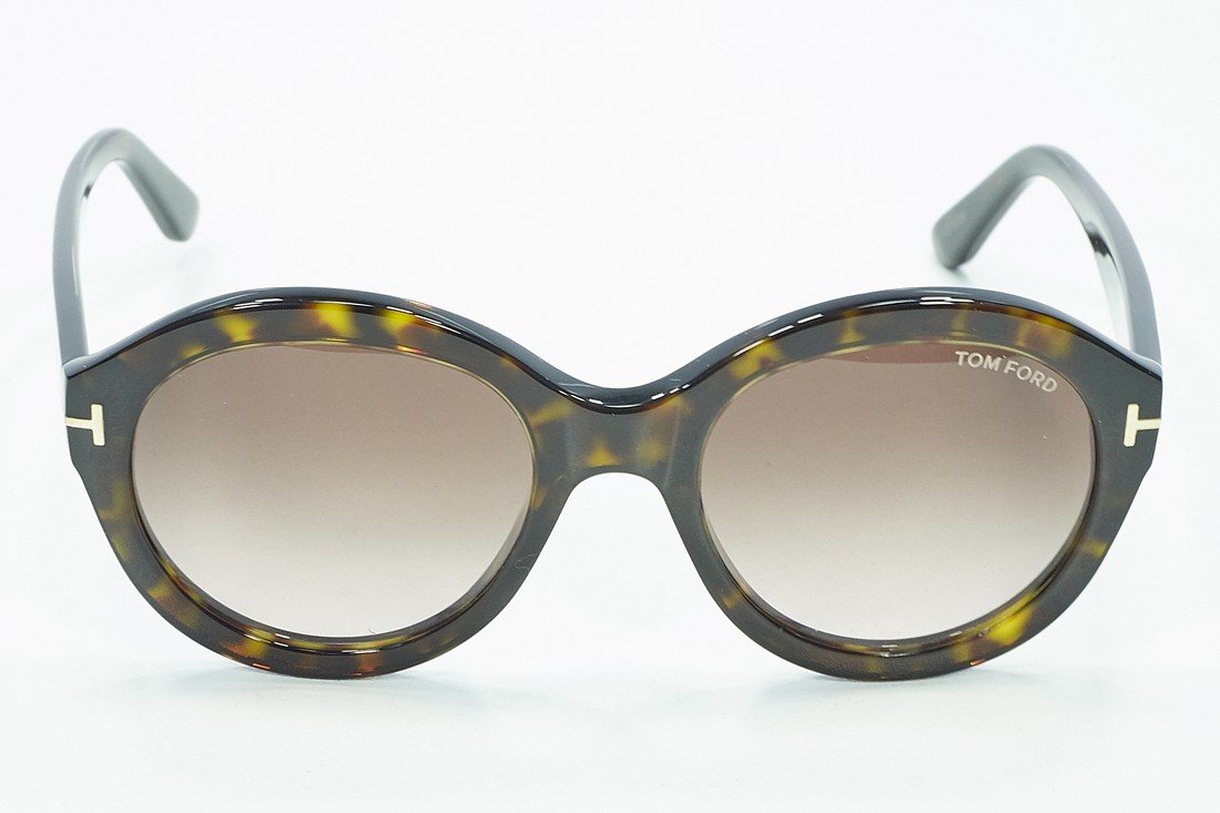 Солнцезащитные очки  Tom Ford 611-52T 53  - 1