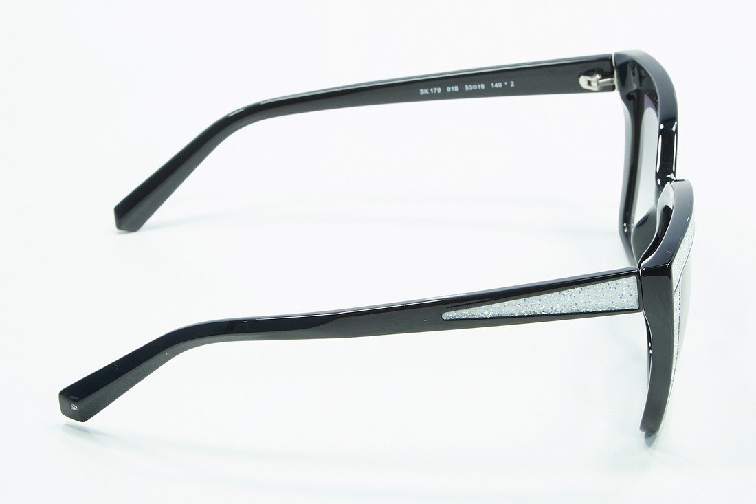 Солнцезащитные очки  Swarovski SK0179 01B 53  - 3