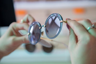 Дорогие или дешевые солнцезащитные очки: есть ли разница?